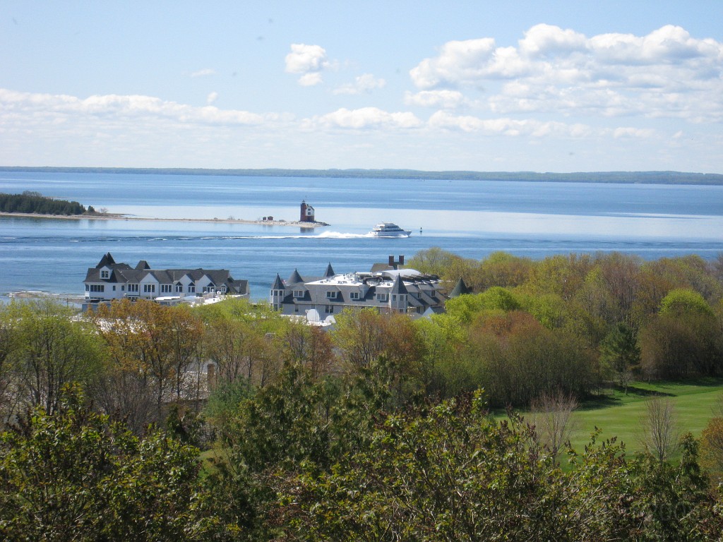 Mackinaw Island Area May 2008 0415.jpg - May 24 2008 a trip to Mackinac City for a 5 M race and a visit to Mackinac Island. A day to the UP, Paradise, Whitefish Point and Tahquamen Falls. This was followed by trips to Petoskey and Charlevoix.